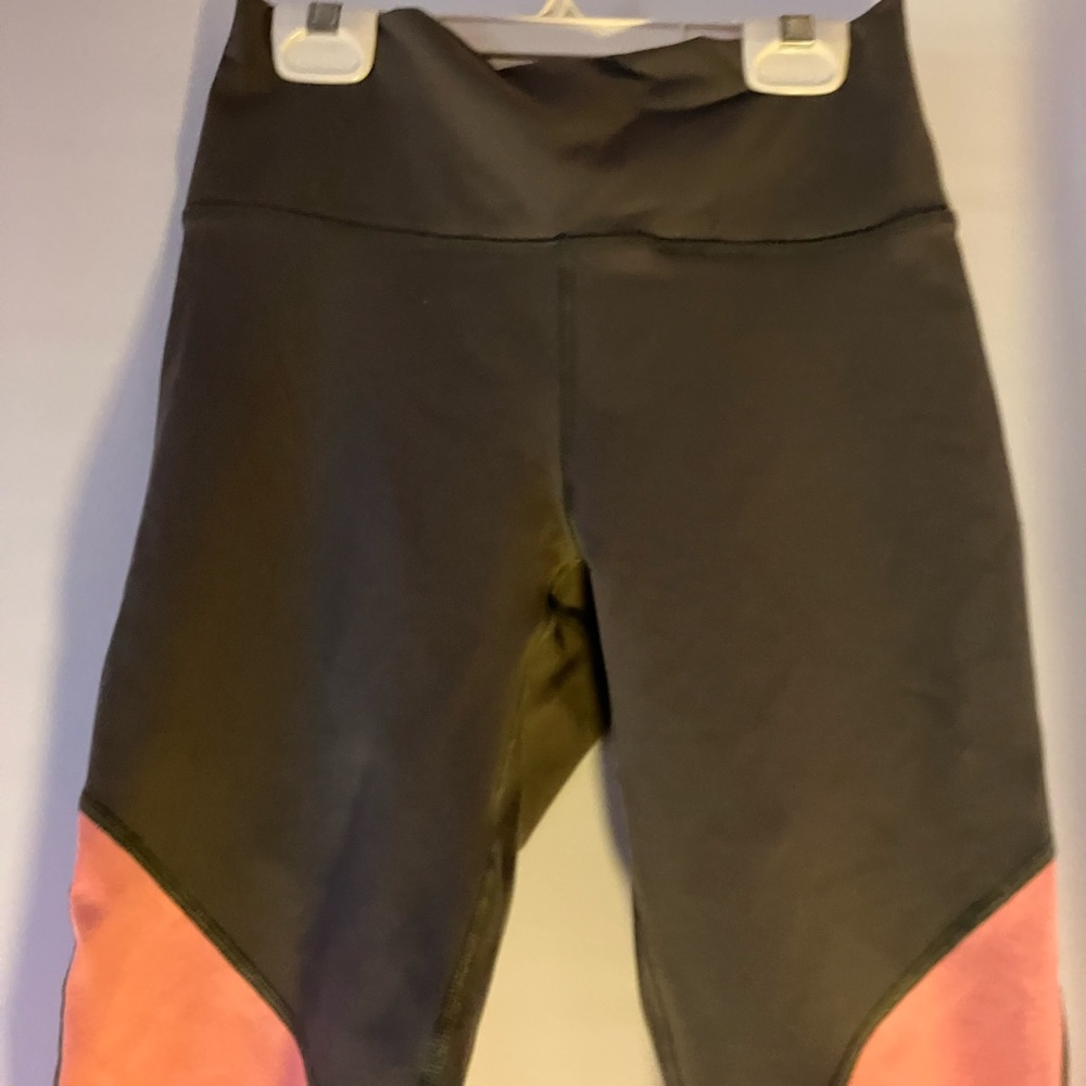 Fabeltics size small brand new olive green and pink bottom mesh leggings